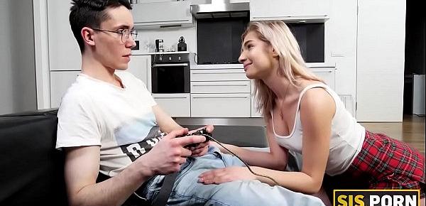  SIS.PORN. Science geek stops playing a video game to fuck stepsister
